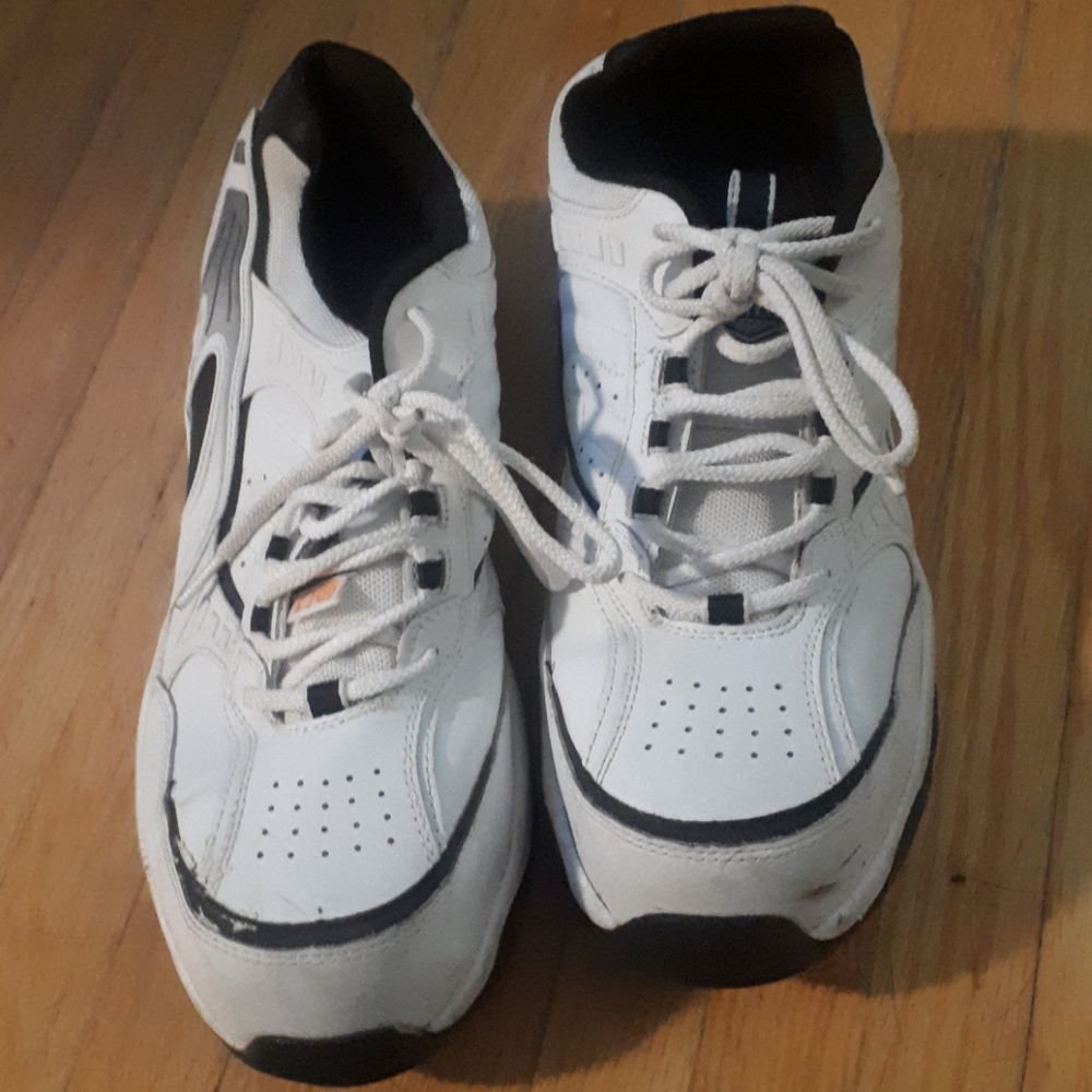 Mens safety shoes